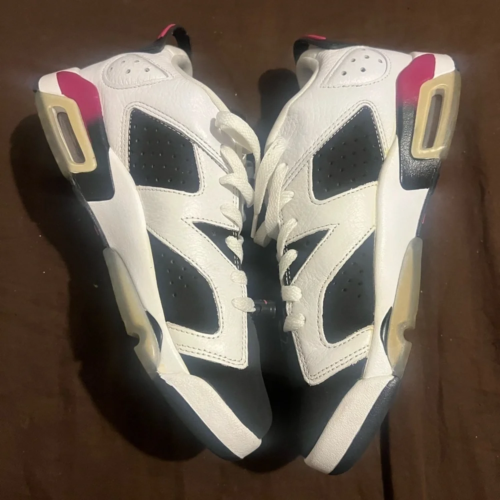 Air Jordan 6 Retro Low GG Fuchsia